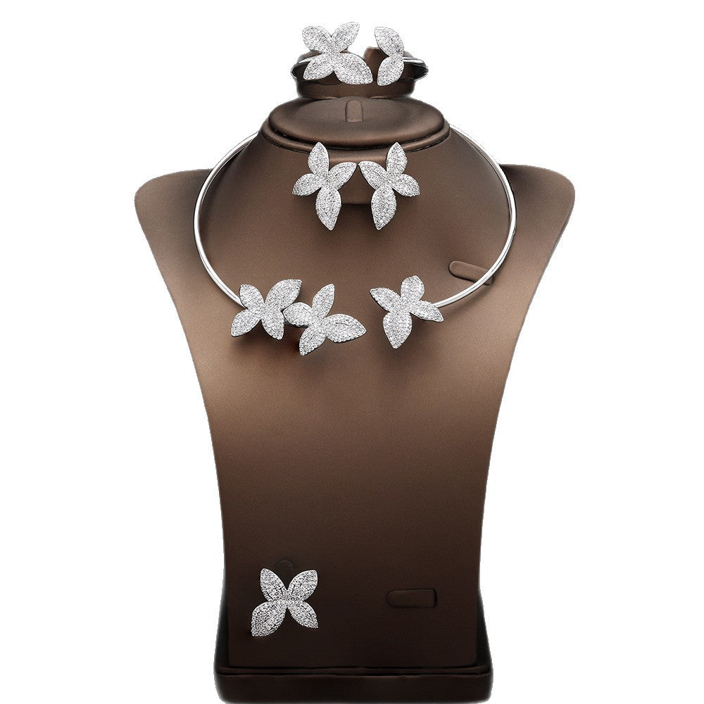 The Fleur Crystal Flower Jewelry Set