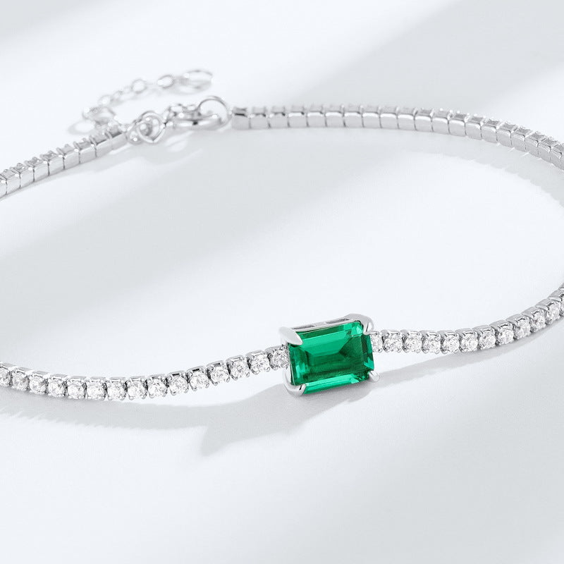 The Élan Emerald Tennis Bracelet