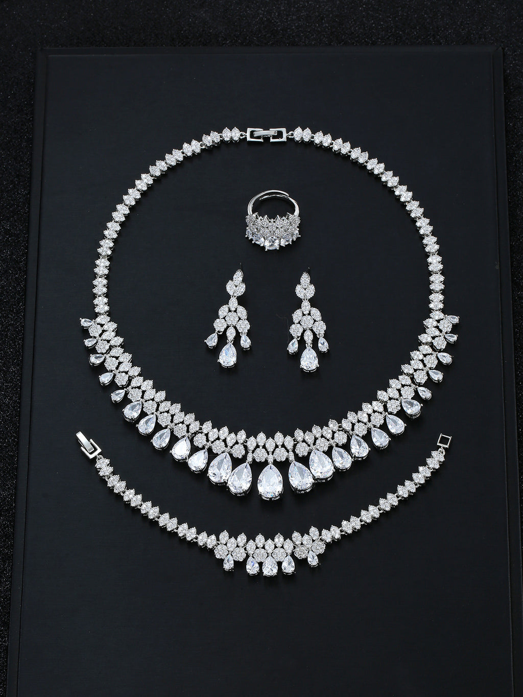 The Viviana Crystal Bridal Jewelry Set