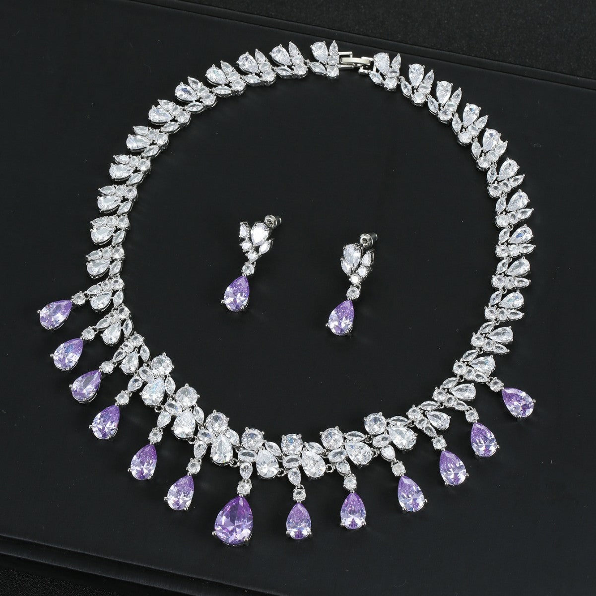 The Arabella Pear Drop Bridal Jewelry Set