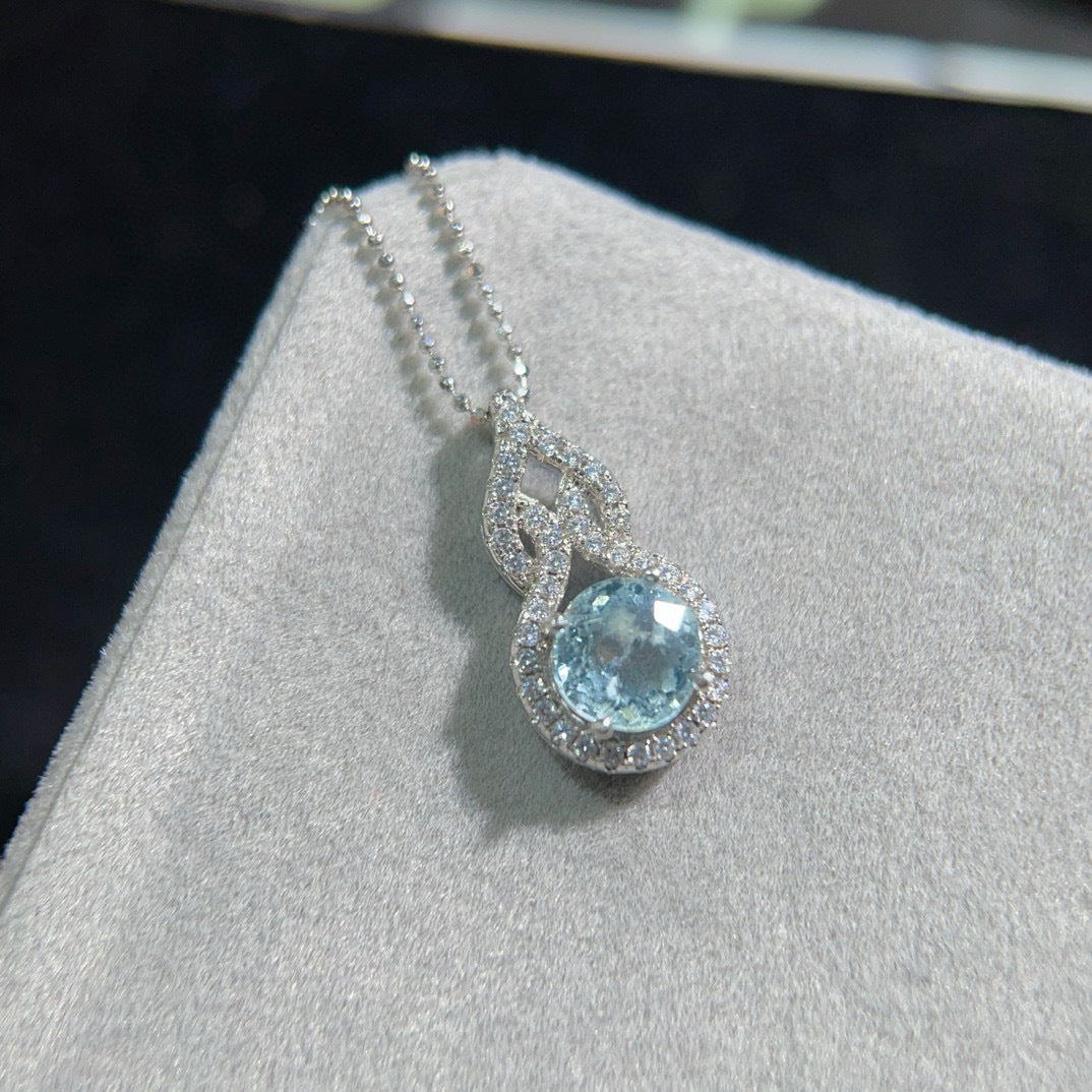 The Serena Natural Aquamarine Cushion Pendant