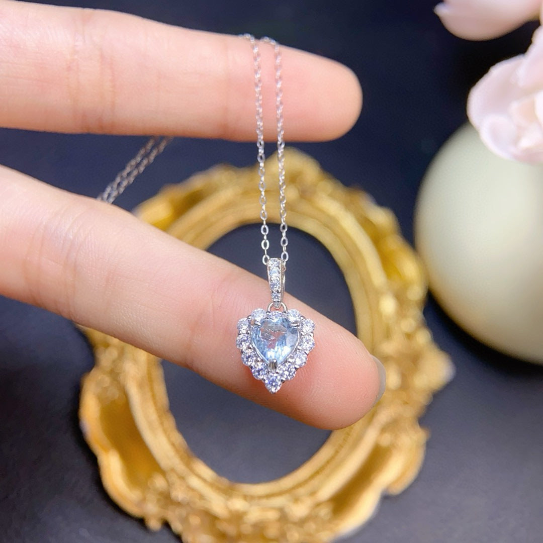 The Mira Natural Aquamarine Round Pendant