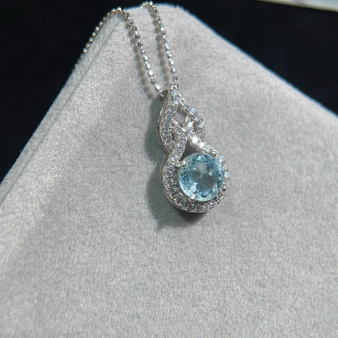 The Serena Natural Aquamarine Cushion Pendant