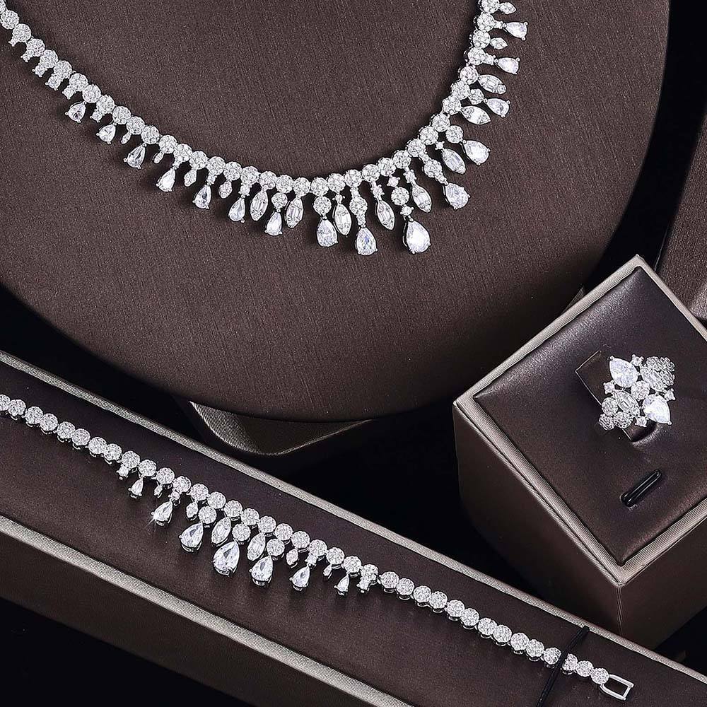 The Amelie Teardrop Fringe Jewelry Set