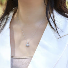 Load image into Gallery viewer, 跨境专供一克拉培育钻气质项链女S925银满钻轻奢锁骨链送女友礼物