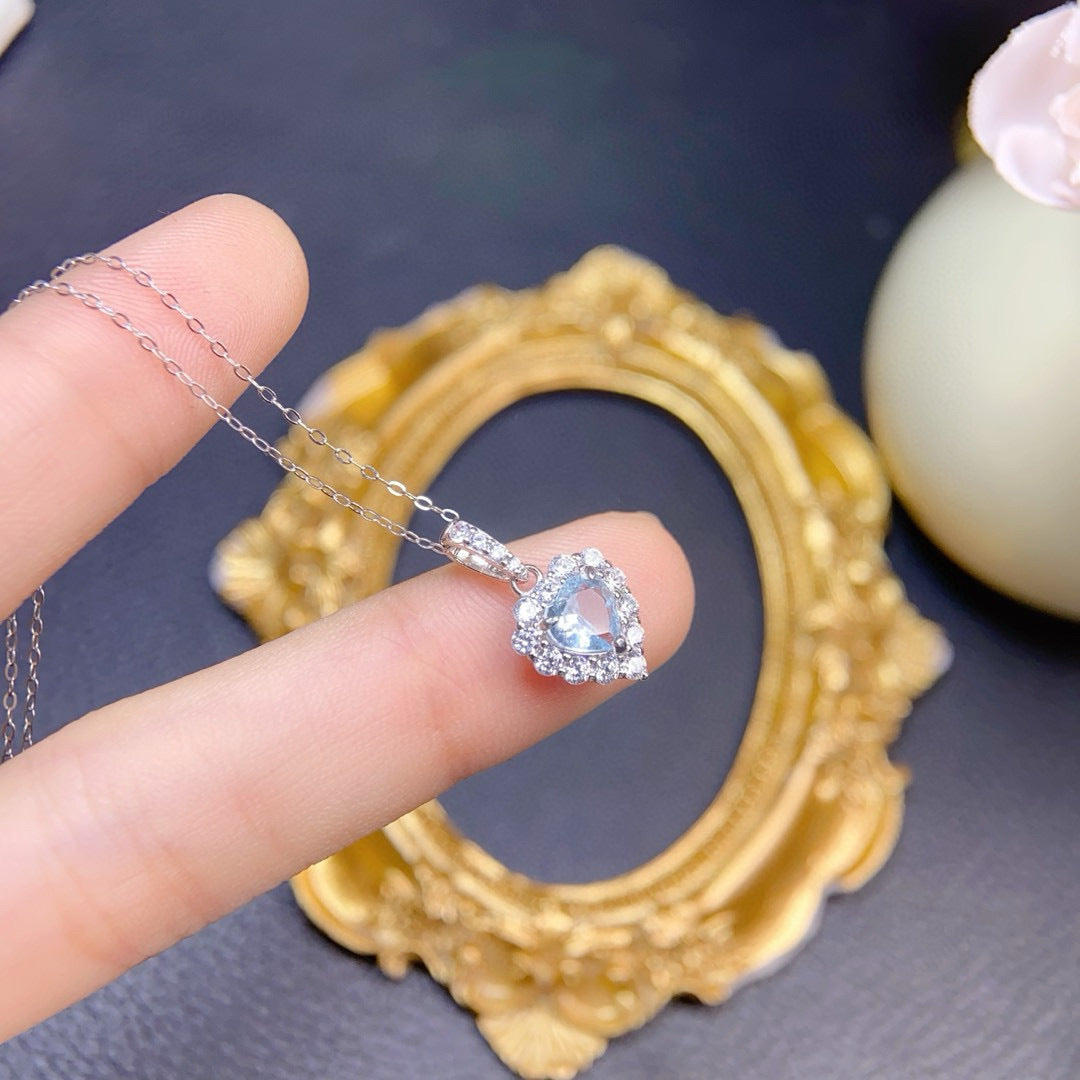 The Mira Natural Aquamarine Round Pendant