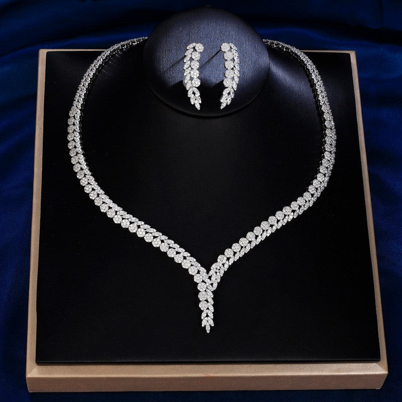 The Genevieve Y-Drop Bridal Jewelry Set